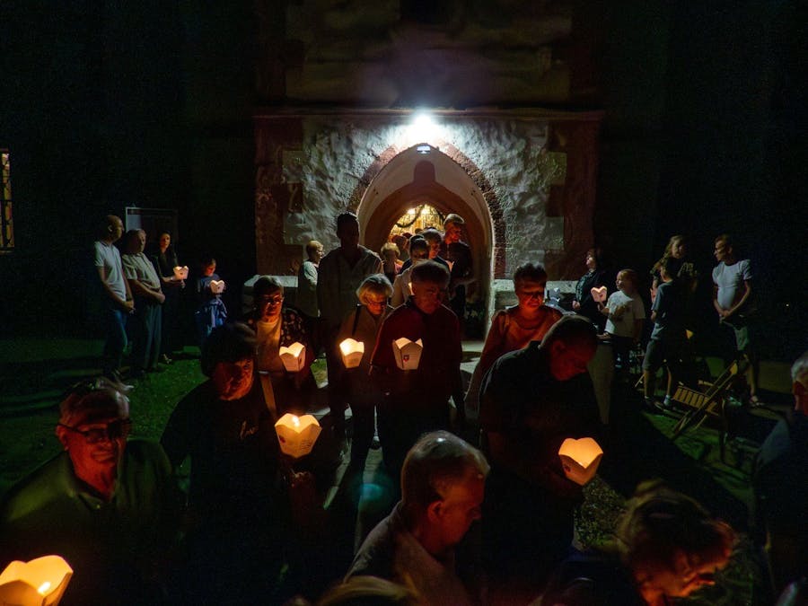 Romanje na Gorco in procesija s svečkami